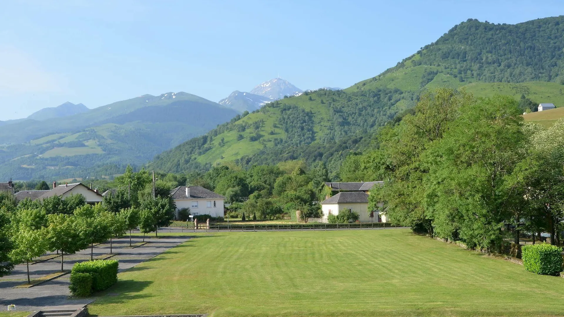 Carre Py' Hotel Bagneres-de-Bigorre 3*,  France