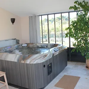 Lapauline Fr5bzeva , La Motte-d'Aigues France