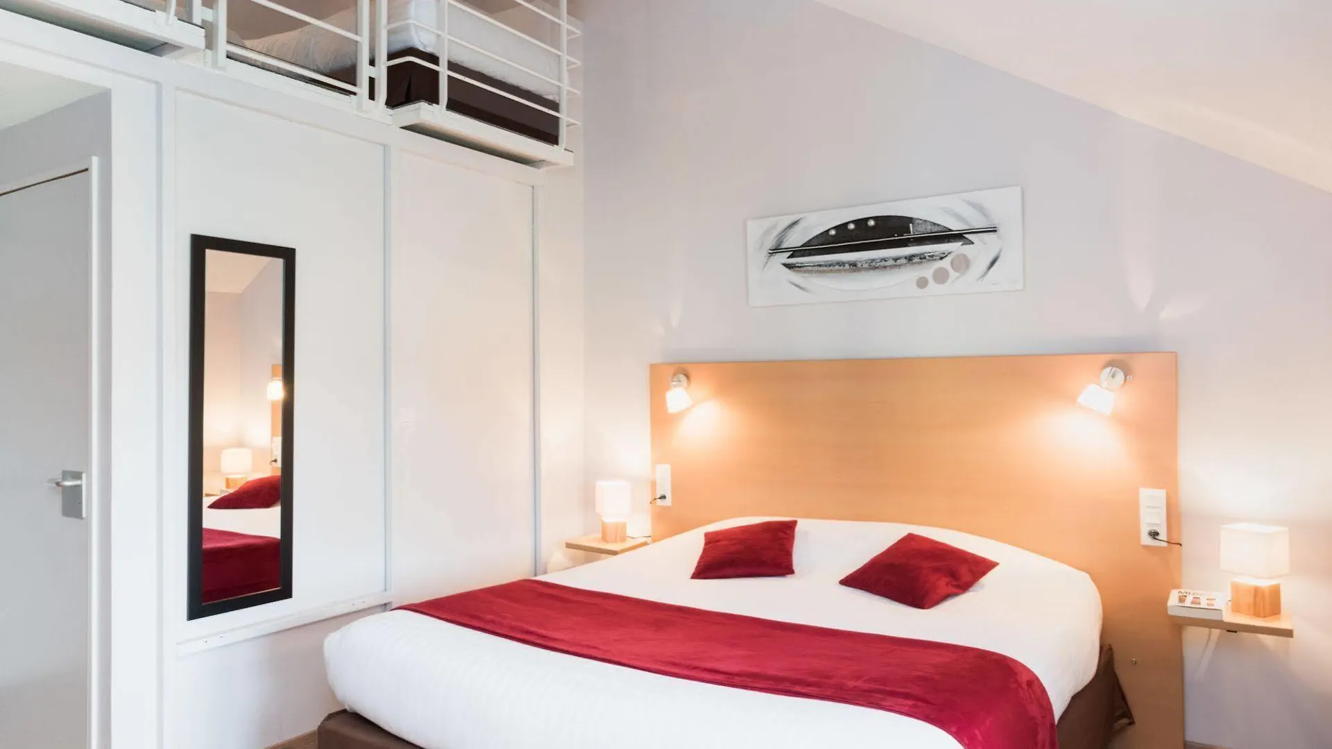 Carré Py' Hôtel Bagnères-de-Bigorre Hotel